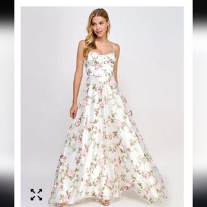 $199 Say Yes To Prom Juniors' 3D Floral Embellished Ball Gown Sz 3/4 Glam Party